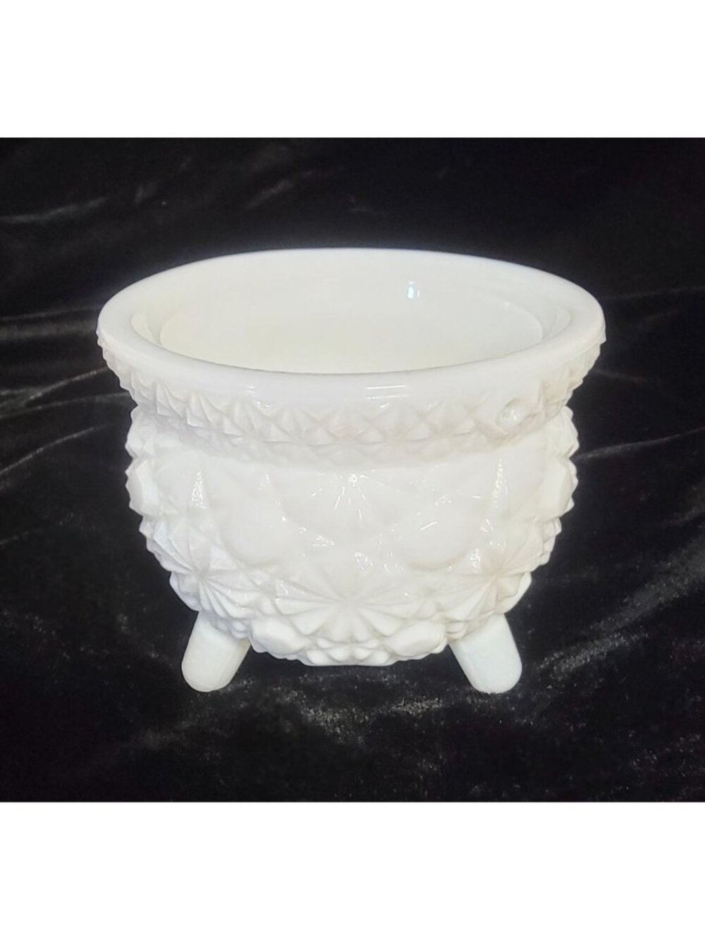 Vintage Fenton Milk Glass Cauldron Kettle Candle Holder